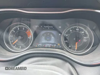 2022 Jeep Cherokee Trailhawk z VIN 1C4PJMBX4ND513488, wystawiony jako IAAI lot #42137114 z przebiegiem 12 306 mil mil oraz . Historia ofert i sprzedaży dostępna na DreamBid. Obrazek 7.