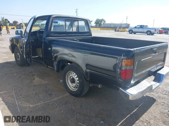 1989 Toyota Pickup DX z VIN JT4RN81P0K0029116, wystawiony jako IAAI lot #42474777 z przebiegiem 234 987 mil mil oraz . Historia ofert i sprzedaży dostępna na DreamBid. Obrazek 3.