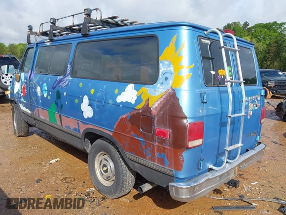 1995 Chevrolet Chevy Van z VIN 1GNEG25Z4SF221421, wystawiony jako IAAI lot #42003616 z przebiegiem 196 007 mil mil oraz . Historia ofert i sprzedaży dostępna na DreamBid. Obrazek 3.