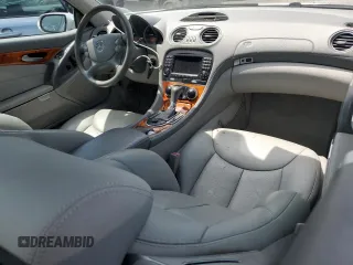 2005 Mercedes-Benz SL 500 with VIN WDBSK75F05F094991, listed as a Copart auction lot 61678705 with 128,123 mi miles and Clean title. Bid and sale history available at DreamBid. Image 8.
