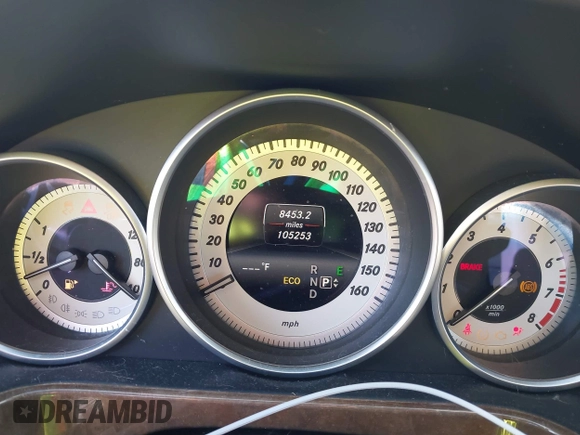 2014 Mercedes-Benz E-Class E 350 Sport with VIN WDDHF5KB0EA789299, listed as a IAAI auction lot 41763844 with 105,253 mi miles. Bid and sale history available at carsss.com. Image 7.