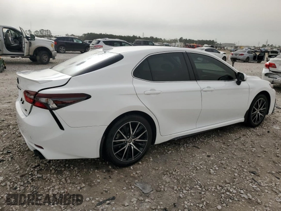 2023 Toyota Camry SE with VIN 4T1G11AK6PU122975, listed as a Copart auction lot 49712535 with 81,670 mi miles and Salvage Title. Bid and sale history available at DreamBid. Image 3.