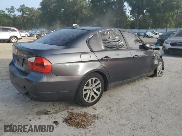 2007 BMW 3 Series 328i z VIN WBAVA33507KX72442, wystawiony jako Copart lot #59585405 z przebiegiem 185 003 mil mil oraz Szkoda całkowita • Salvage title. Historia ofert i sprzedaży dostępna na DreamBid. Obrazek 3.