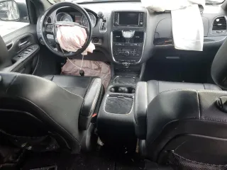 2014 Chrysler Town & Country S with VIN 2C4RC1HG9ER176127, listed as a Copart auction lot 47743945 with 130,189 mi miles and Salvage Title. Bid and sale history available at carsss.com. Image 8.