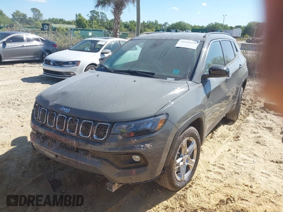 2024 Jeep Compass Latitude with VIN 3C4NJDBN5RT586715, listed as a IAAI auction lot 41840320 with 5,636 mi miles and . Bid and sale history available at DreamBid. Image 18.
