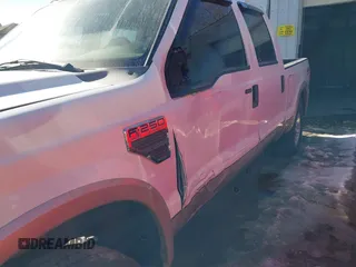 2008 Ford F-250 XL with VIN 1FTSW21R78EB38942, listed as a IAAI auction lot 41914058 with 176,312 mi miles. Bid and sale history available at carsss.com. Image 6.