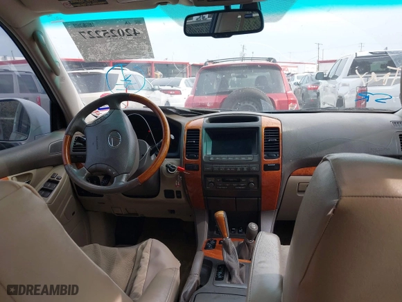 2007 Lexus GX 470 with VIN JTJBT20X570148905, listed as a IAAI auction lot 42025227 with 293,379 mi miles. Bid and sale history available at carsss.com. Image 19.