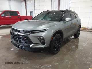 2024 Chevrolet Blazer RS с VIN 3GNKBERS5RS196244, выставлен на аукционе IAAI как лот 41549647 с пробегом 12 399 миль миль и . История ставок и продаж доступна на DreamBid. Изображение 2.