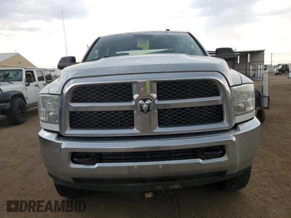 2015 Ram 2500 Tradesman z VIN 3C6TR5HT0FG674756, wystawiony jako Copart lot #65448795 z przebiegiem 249 786 mil mil oraz Czysty tytuł • Clean title. Historia ofert i sprzedaży dostępna na DreamBid. Obrazek 5.