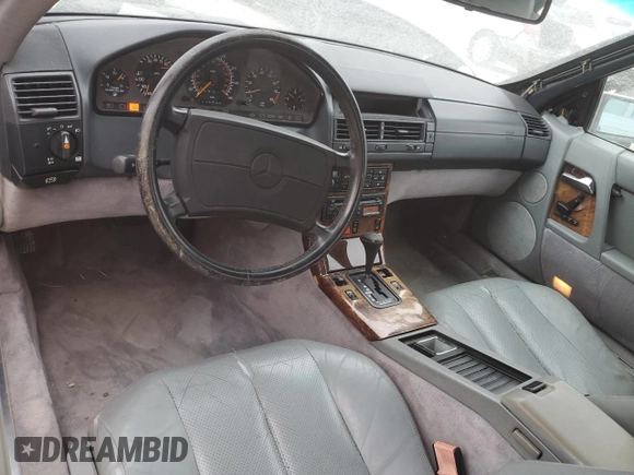 1990 Mercedes-Benz 300 with VIN WDBFA61E5LF010530, listed as a Copart auction lot 49656765 with 115,760 mi miles and Clean Title. Bid and sale history available at DreamBid. Image 8.
