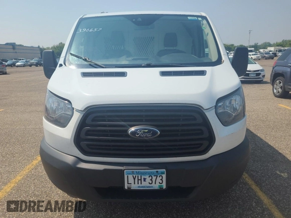 2017 Ford Transit z VIN 1FTYE1YM1HKA82547, wystawiony jako IAAI lot #42509645 z przebiegiem 312 474 mil mil oraz . Historia ofert i sprzedaży dostępna na DreamBid. Obrazek 2.