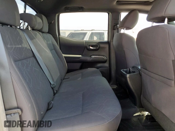 2017 Toyota Tacoma SR5 z VIN 5TFCZ5AN1HX048104, wystawiony jako Copart lot #60883165 z przebiegiem 143 856 mil mil oraz Szkoda całkowita • Salvage title. Historia ofert i sprzedaży dostępna na DreamBid. Obrazek 10.