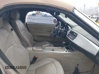 2007 BMW Z4 3.0si with VIN 4USBU53597LX02452, listed as a IAAI auction lot 41788102 with 196,971 mi miles and . Bid and sale history available at DreamBid. Image 5.