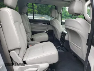 2024 Jeep Wagoneer Series II Carbide with VIN 1C4SJVBP8RS151165, listed as a Copart auction lot 61216845 with 5,315 mi miles and Salvage title. Bid and sale history available at DreamBid. Image 11.