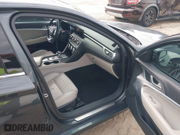 2022 Genesis G70 2.0T with VIN KMTG34TA4NU089672, listed as a IAAI auction lot 41337746 with 30,200 mi miles. Bid and sale history available at carsss.com. Image 5.