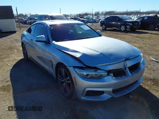 2015 BMW 4 Series 435i xDrive z VIN WBA3R5C58FK372428, wystawiony jako IAAI lot #41460465 z przebiegiem 133 654 mil mil oraz . Historia ofert i sprzedaży dostępna na DreamBid. Obrazek 1.