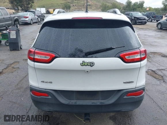 2015 Jeep Cherokee Latitude with VIN 1C4PJMCB1FW751758, listed as a IAAI auction lot 41767154 with 160,349 mi miles. Bid and sale history available at carsss.com. Image 16.