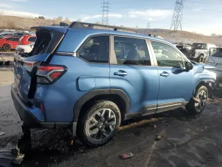 2025 Subaru Forester Premium with VIN JF2SLDBC4SH418498, listed as a Copart auction lot 44838055 with 0 mi miles and Salvage Title. Bid and sale history available at carsss.com. Image 3.