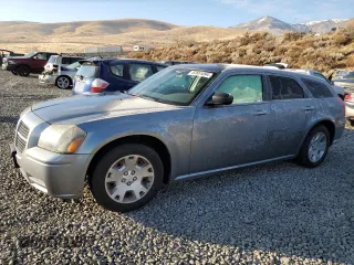 2007 Dodge Magnum with VIN 2D4FV47T97H750797, listed as a Copart auction lot 82851094 with 113,569 mi miles and Salvage Title. Bid and sale history available at carsss.com. Image 1.