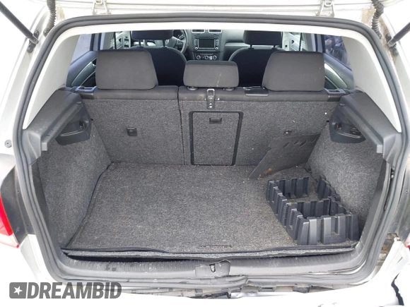 2013 Volkswagen Golf w/Conv & Sunroof с VIN WVWDB7AJ0DW138541, выставлен на аукционе IAAI как лот 42173133 с пробегом 44 910 миль миль и . История ставок и продаж доступна на DreamBid. Изображение 18.