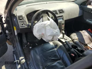 2005 Volvo V50 с VIN YV1MJ682352072890, выставлен на аукционе Copart как лот 61387314 с пробегом Не указан миль и Списание • Salvage title. История ставок и продаж доступна на DreamBid. Изображение 8.