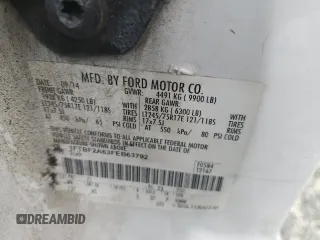2015 Ford F-250 XL z VIN 1FTBF2A63FEB63792, wystawiony jako Copart lot #57988695 z przebiegiem 243 738 mil mil oraz Tytuł czysty. Historia ofert i sprzedaży dostępna na DreamBid. Obrazek 12.