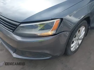 2011 Volkswagen Jetta SE with VIN 3VWDX7AJ4BM324160, listed as a IAAI auction lot 42505233 with 181,277 mi miles and . Bid and sale history available at DreamBid. Image 6.