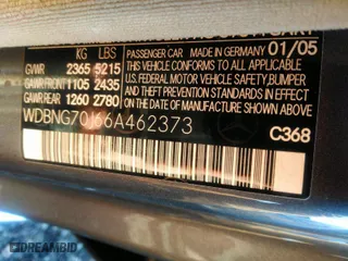 2006 Mercedes-Benz S-Class with VIN WDBNG70J66A462373, listed as a IAAI auction lot 38302309 with 1 mi miles. Bid and sale history available at carsss.com. Image 9.
