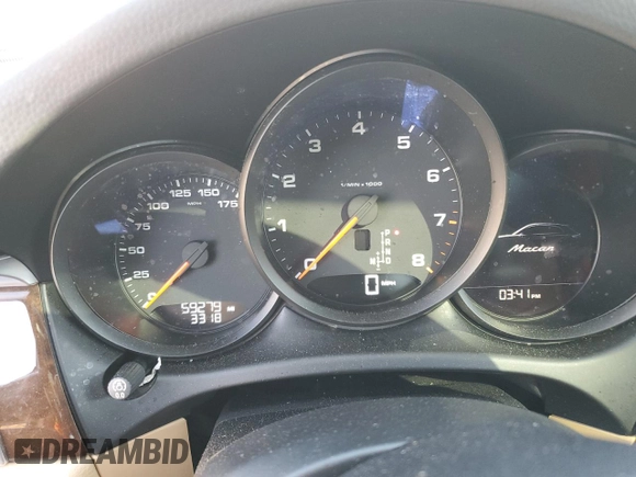 2017 Porsche Macan with VIN WP1AA2A53HLB07527, listed as a Copart auction lot 50689175 with 59,279 mi miles and Clean Title. Bid and sale history available at DreamBid. Image 9.