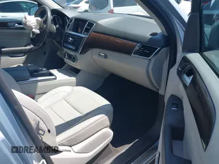 2014 Mercedes-Benz M 350 with VIN 4JGDA5JB4EA284192, listed as a IAAI auction lot 41979779 with 77,633 mi miles and . Bid and sale history available at carsss.com. Image 5.