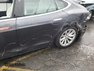 2018 Tesla Model S 75D with VIN 5YJSA1E24JF245215, listed as a Copart auction lot 63788121 with Not provided miles and Salvage title. Bid and sale history available at DreamBid. Image 9.