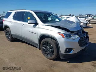 2019 Chevrolet Traverse LT Leather with VIN 1GNEVHKW0KJ126807, listed as a IAAI auction lot 41681930 with 90,320 mi miles. Bid and sale history available at carsss.com. Image 1.