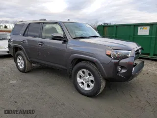 2022 Toyota 4Runner SR5 with VIN JTEEU5JR9N5270449, listed as a Copart auction lot 41514255 with 59,725 mi miles and Salvage Title. Bid and sale history available at carsss.com. Image 4.