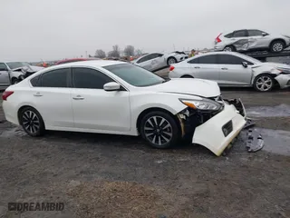 2018 Nissan Altima 2.5 SV with VIN 1N4AL3AP5JC216408, listed as a IAAI auction lot 41481988 with 216,407 mi miles. Bid and sale history available at carsss.com. Image 13.