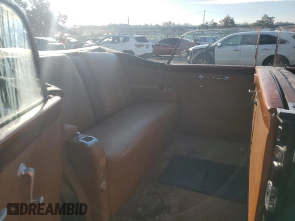 1938 Cadillac Fleetwood z VIN 5270045, wystawiony jako Copart lot #83645004 z przebiegiem 88 787 mil mil oraz Szkoda całkowita • Salvage title. Historia ofert i sprzedaży dostępna na DreamBid. Obrazek 10.