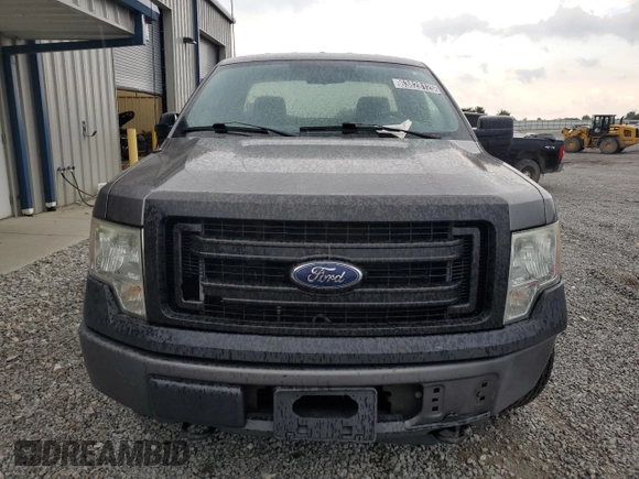 2013 Ford F-150 XL with VIN 1FTMF1EF1DKF00164, listed as a Copart auction lot 63828125 with 337,095 mi miles and Clean title. Bid and sale history available at DreamBid. Image 5.