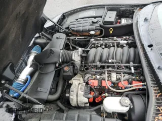 1998 Chevrolet Corvette z VIN 1G1YY22G0W5105059, wystawiony jako Copart lot #56842435 z przebiegiem 104 096 mil mil oraz Szkody całkowita. Historia ofert i sprzedaży dostępna na DreamBid. Obrazek 11.