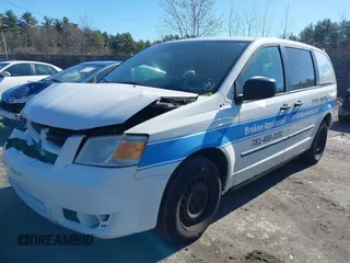 2008 Dodge Grand Caravan Cargo with VIN 1D4HN11H98B186641, listed as a IAAI auction lot 41923128 with 109,893 mi miles. Bid and sale history available at carsss.com. Image 2.