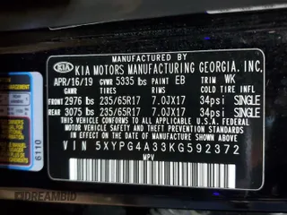 2019 Kia Sorento LX with VIN 5XYPG4A33KG592372, listed as a Copart auction lot 86431194 with 98,840 mi miles and Salvage Title. Bid and sale history available at carsss.com. Image 14.