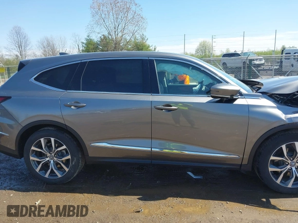 2024 Acura MDX w/Technology Package with VIN 5J8YE1H47RL005369, listed as a IAAI auction lot 41982915 with 17,307 mi miles. Bid and sale history available at carsss.com. Image 14.