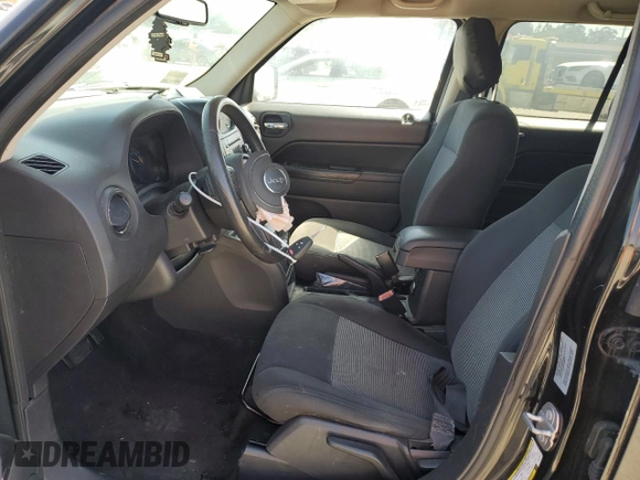 2017 Jeep Patriot Latitude with VIN 1C4NJPFB1HD184633, listed as a Copart auction lot 52252965 with 159,773 mi miles and Salvage Title. Bid and sale history available at DreamBid. Image 7.