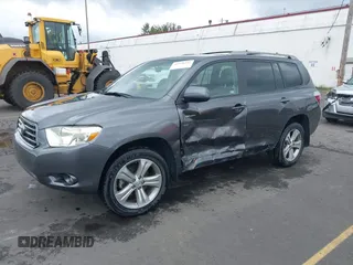 2008 Toyota Highlander Sport with VIN JTEES43A582068687, listed as a IAAI auction lot 42358242 with 137,099 mi miles and . Bid and sale history available at DreamBid. Image 17.