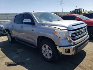 2017 Toyota Tundra 2WD SR5 with VIN 5TFEW5F15HX224868, listed as a Copart auction lot 71040654 with 117,822 mi miles and Salvage Title. Bid and sale history available at carsss.com. Image 4.