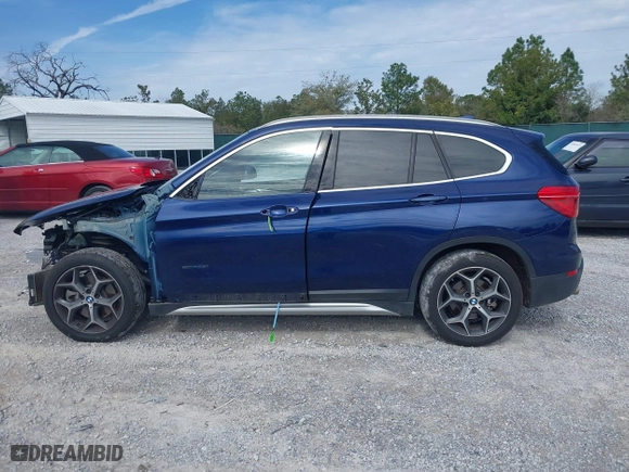 2018 BMW X1 sDrive28i with VIN WBXHU7C34J5H44572, listed as a IAAI auction lot 41607151 with 43,056 mi miles. Bid and sale history available at carsss.com. Image 15.