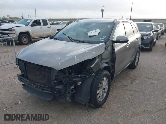 2016 Kia Sorento LX with VIN 5XYPG4A37GG020227, listed as a IAAI auction lot 41922573 with 265,155 mi miles. Bid and sale history available at carsss.com. Image 19.