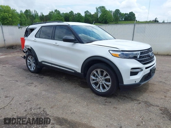 2024 Ford Explorer XLT z VIN 1FMSK7DH5RGA84098, wystawiony jako IAAI lot #42106185 z przebiegiem 9 836 mil mil oraz . Historia ofert i sprzedaży dostępna na DreamBid. Obrazek 1.