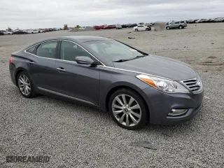 2013 Hyundai Azera with VIN KMHFH4JG2DA320373, listed as a Copart auction lot 49679045 with 104,742 mi miles and Salvage Title. Bid and sale history available at carsss.com. Image 4.