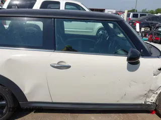 2012 MINI Hardtop S with VIN WMWSV3C5XCTY27099, listed as a IAAI auction lot 42248076 with 99,384 mi miles and . Bid and sale history available at DreamBid. Image 13.