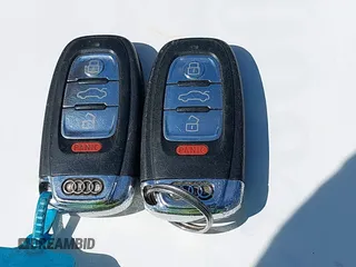 2009 Audi Q5 Premium Plus z VIN WA1KK78R59A051073, wystawiony jako IAAI lot #42236018 z przebiegiem 184 243 mil mil oraz . Historia ofert i sprzedaży dostępna na DreamBid. Obrazek 11.