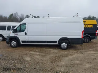 2019 Ram ProMaster Cargo Van with VIN 3C6URVJG7KE543895, listed as a IAAI auction lot 41524135 with 93,150 mi miles. Bid and sale history available at carsss.com. Image 14.